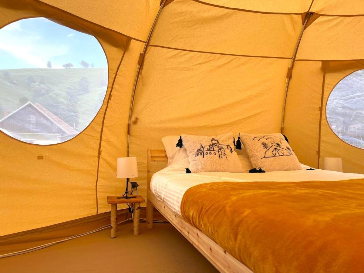 Flore'S Garden Glamping Bran  Bagian luar foto