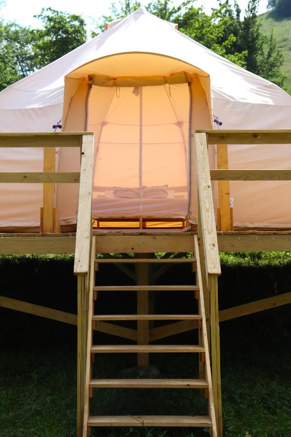Flore'S Garden Glamping Bran  Bagian luar foto