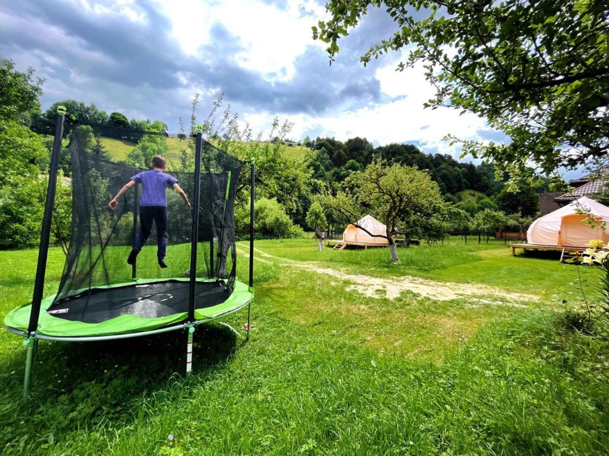 Flore'S Garden Glamping Bran  Bagian luar foto